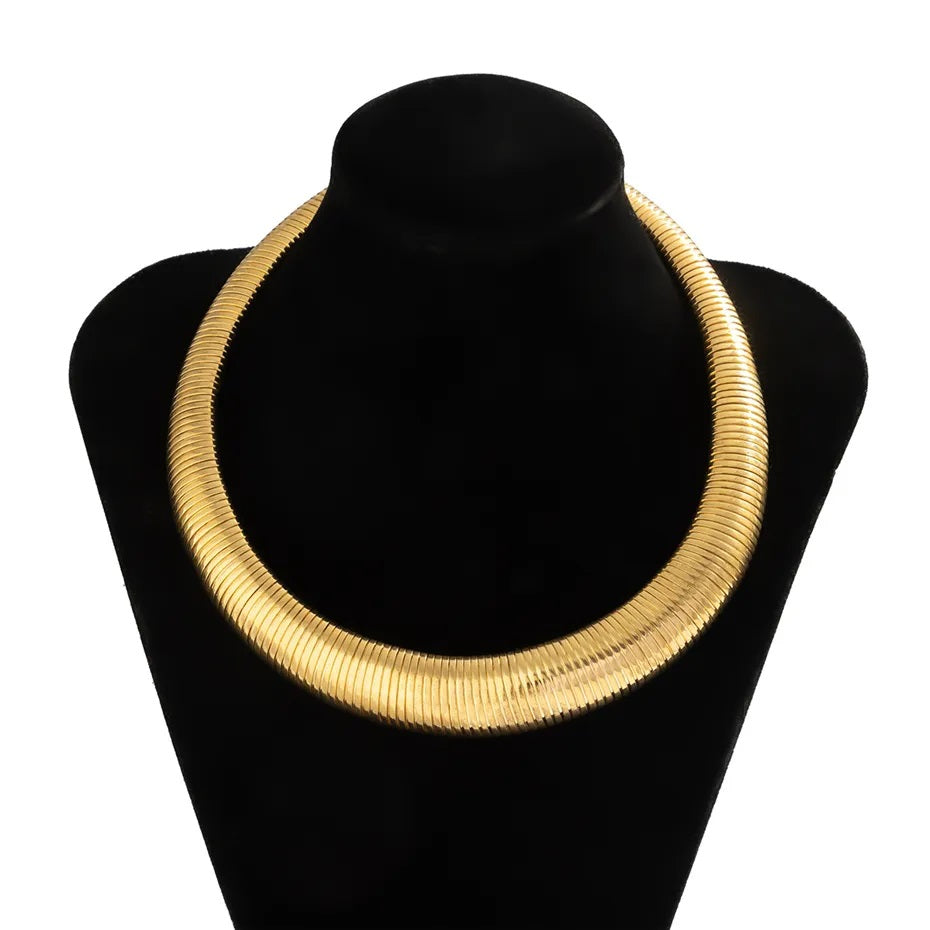 Ladies Gold Silver Wide Spiral Torques Chunky Chain Choker Party Necklace